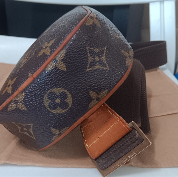 ✨️🔥Authentic EUC Louis Vuitton Pochette Monogram Gange Bumbag - Picture 6 of 15